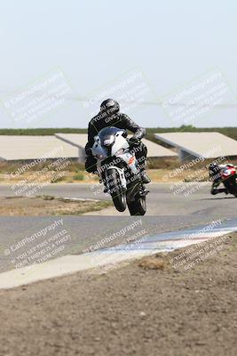 media/Sep-01-2025-Lets Ride (Mon) [[4370d11284]]/B Group/1220pm (Wheelie Bump)/